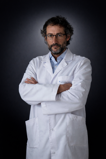 Doctor Alejandro Flor Costa